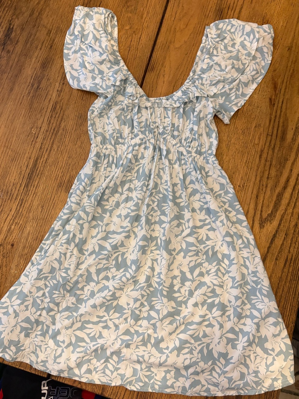Billabong Light Blue and White Floral Puff-Sleeve Dress